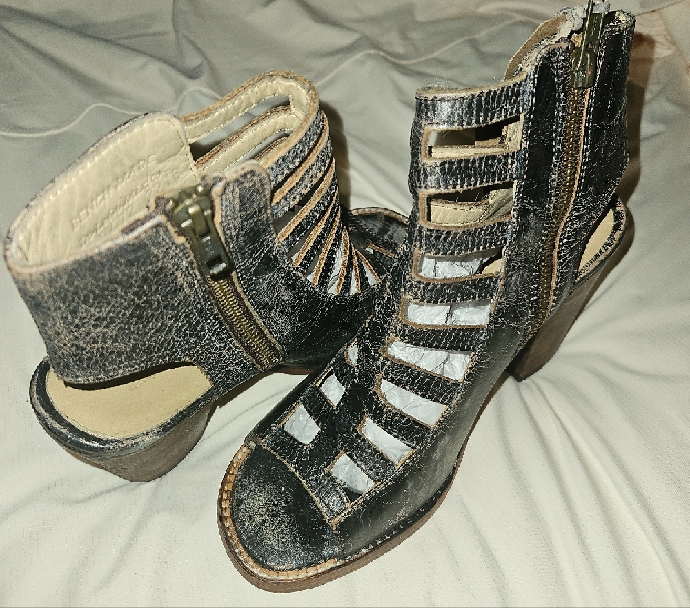 Bed Stu Black Heeled Boots with Elegant Style